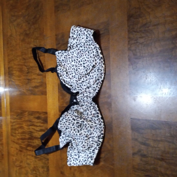 Bra - Picture 1 of 1